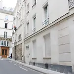 Charming And Bright In The Heart Of Paris
